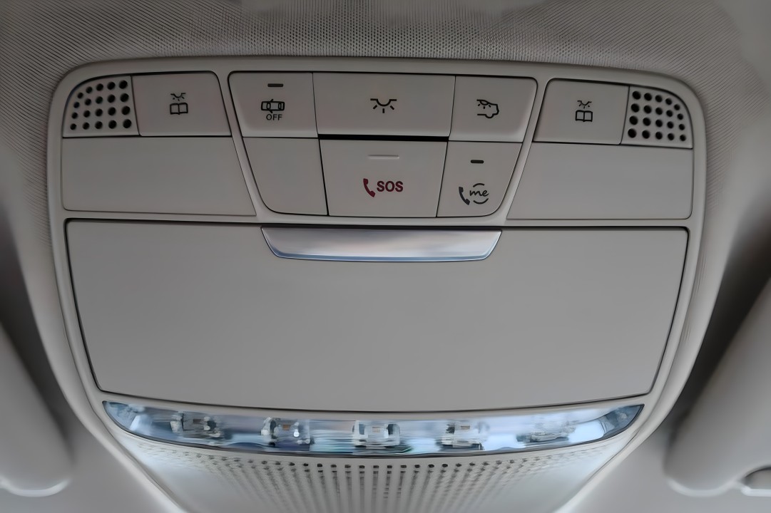 Mercedes-Benz E 200d AMG Line - foto 18