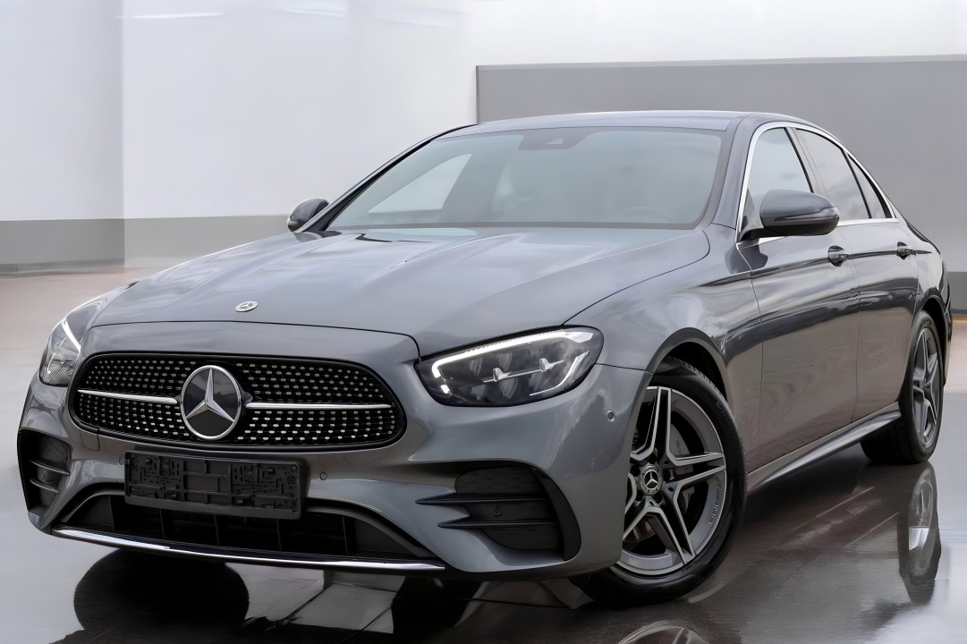 Mercedes-Benz E 200d AMG Line (5)