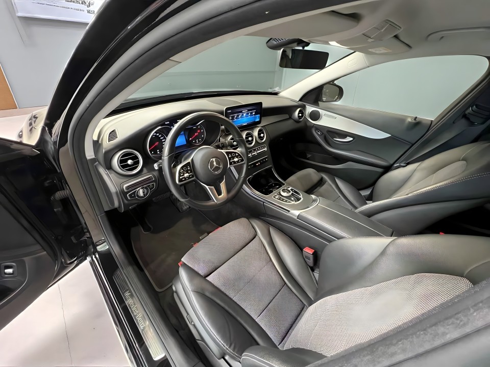 Mercedes-Benz C 180d (5)