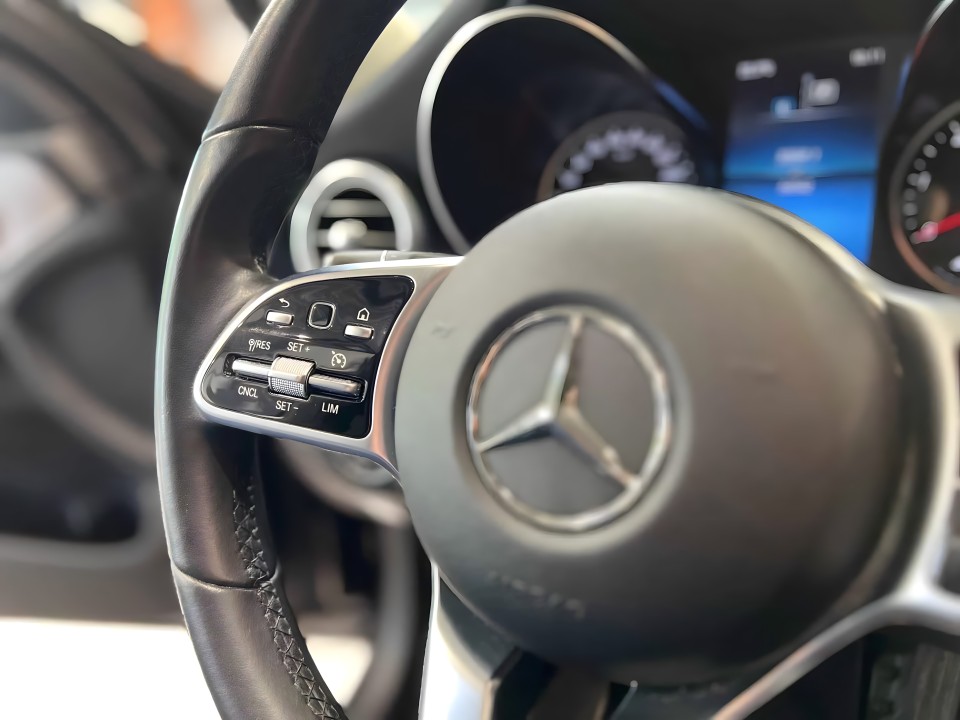 Mercedes-Benz C 180d (4)