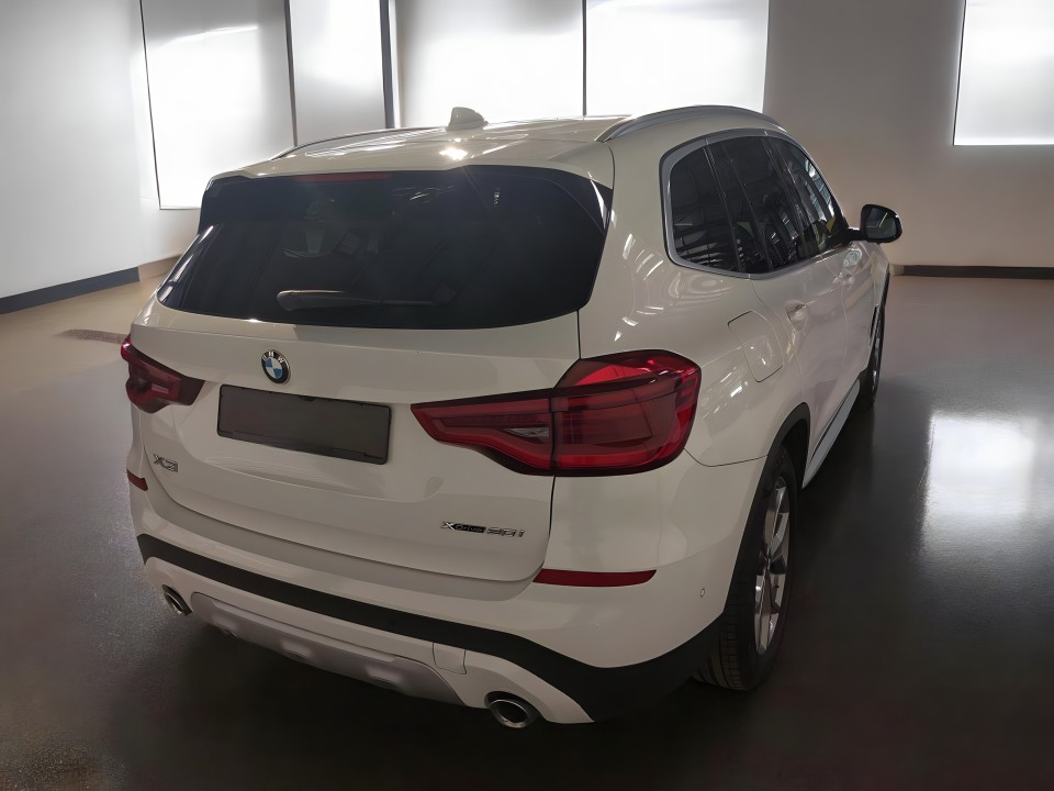 BMW X3 xDrive20i (5)