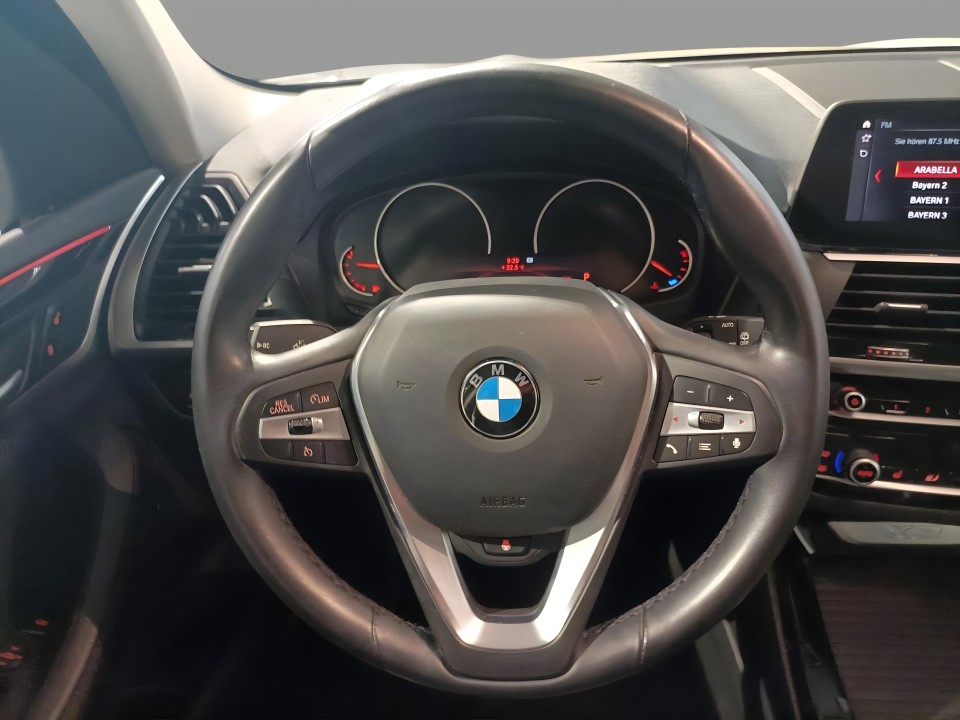 BMW X3 xDrive20i - foto 9