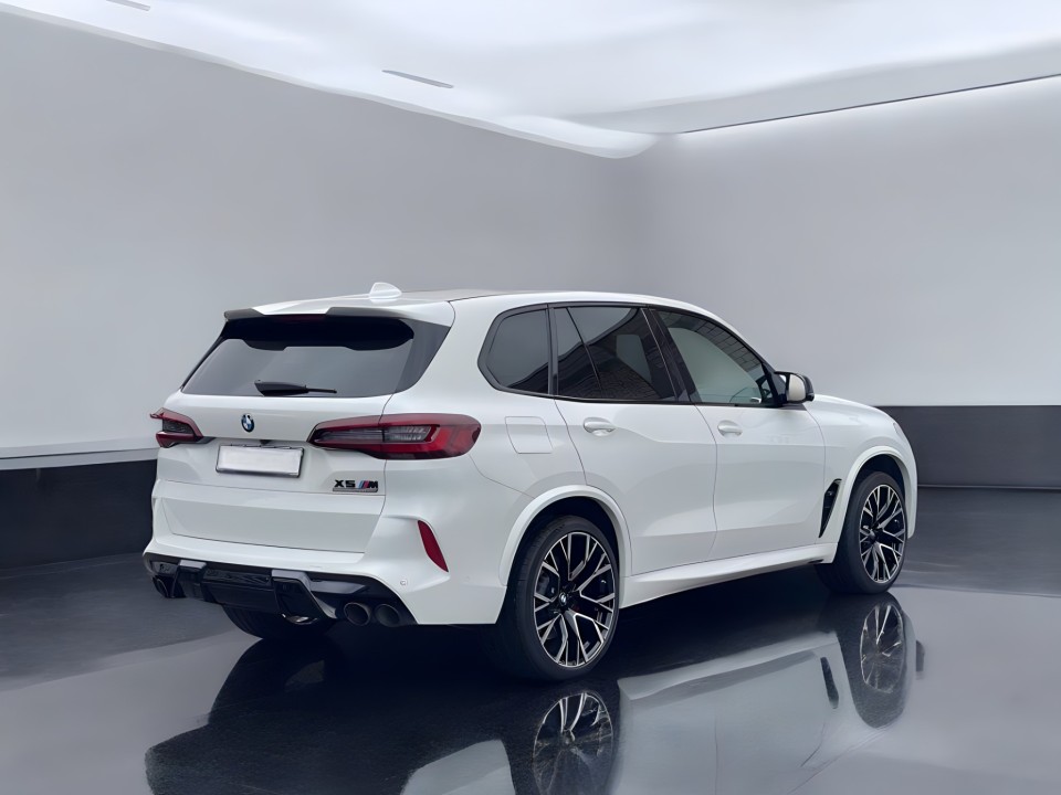 BMW X5 M Competition - foto 6