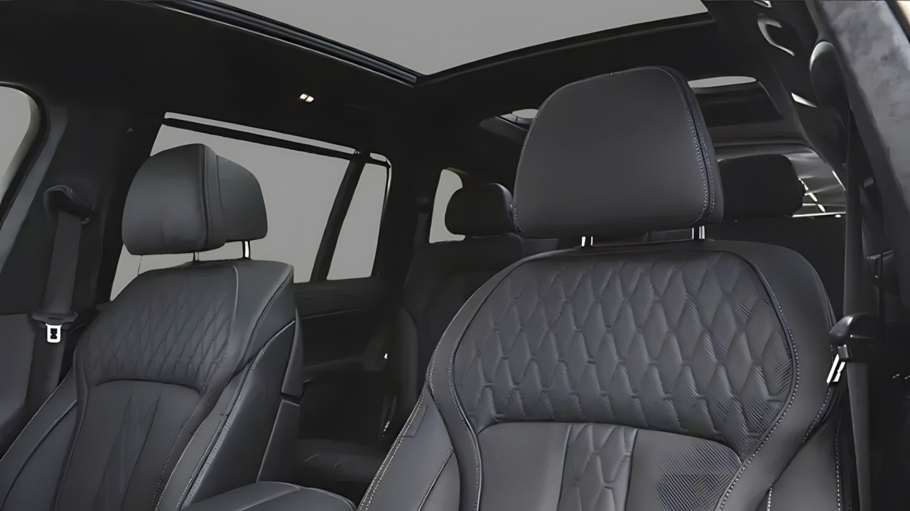 BMW X7 M60i - foto 16