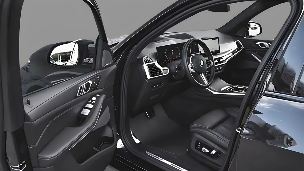 BMW X7 M60i - foto 12