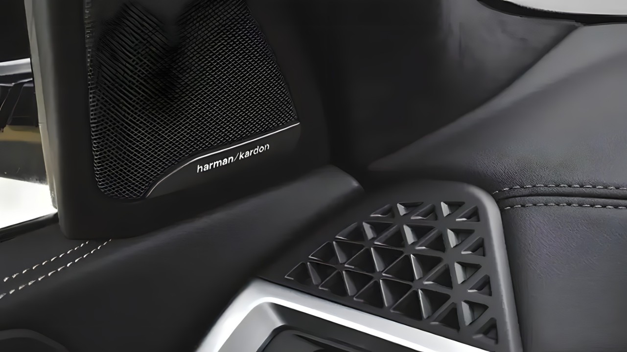 BMW X7 M60i - foto 33