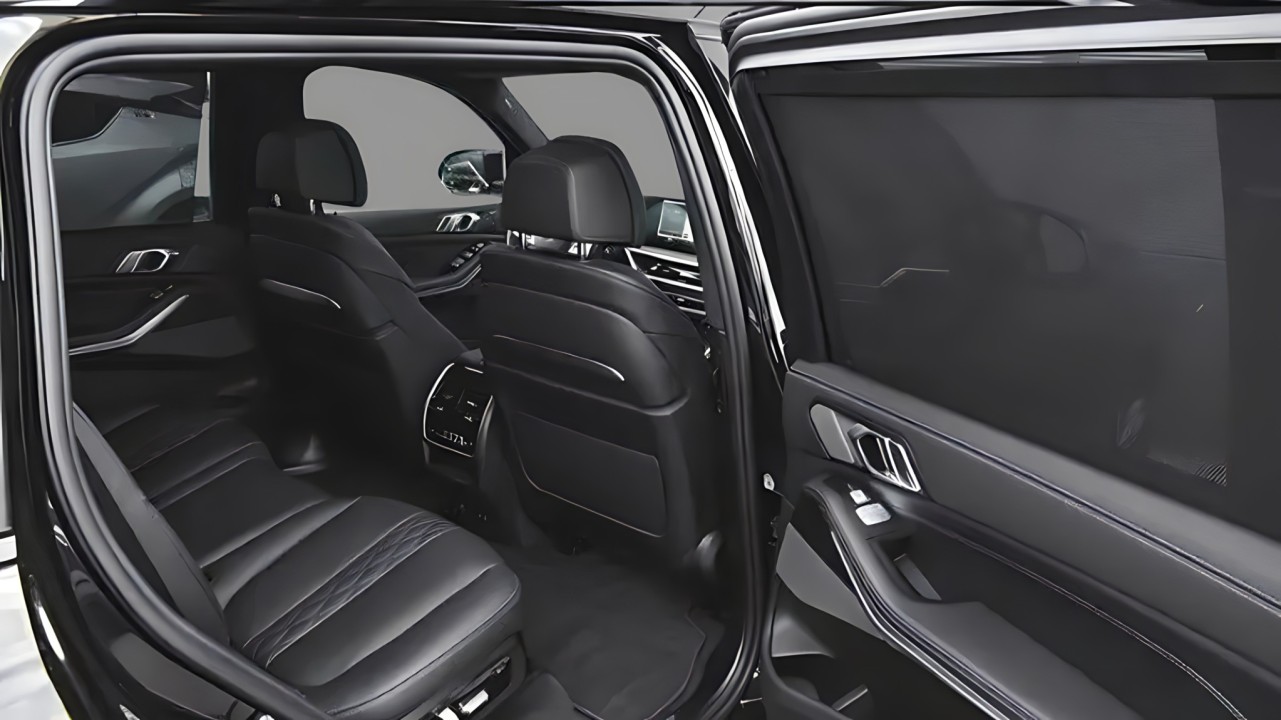 BMW X7 M60i - foto 20