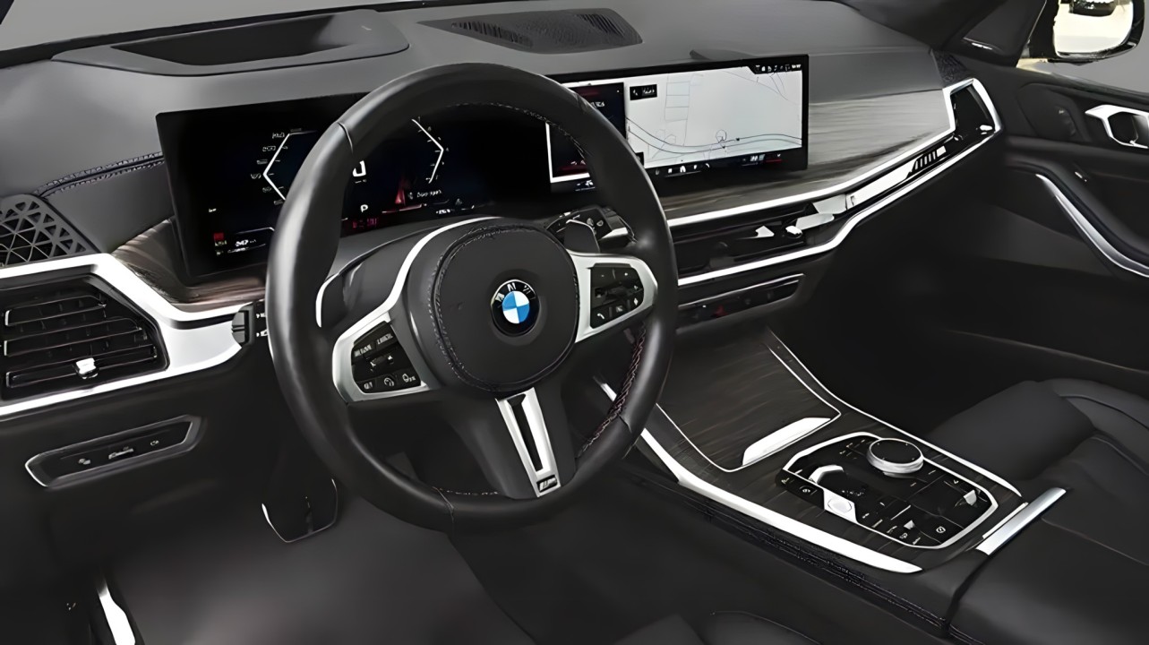 BMW X7 M60i - foto 11