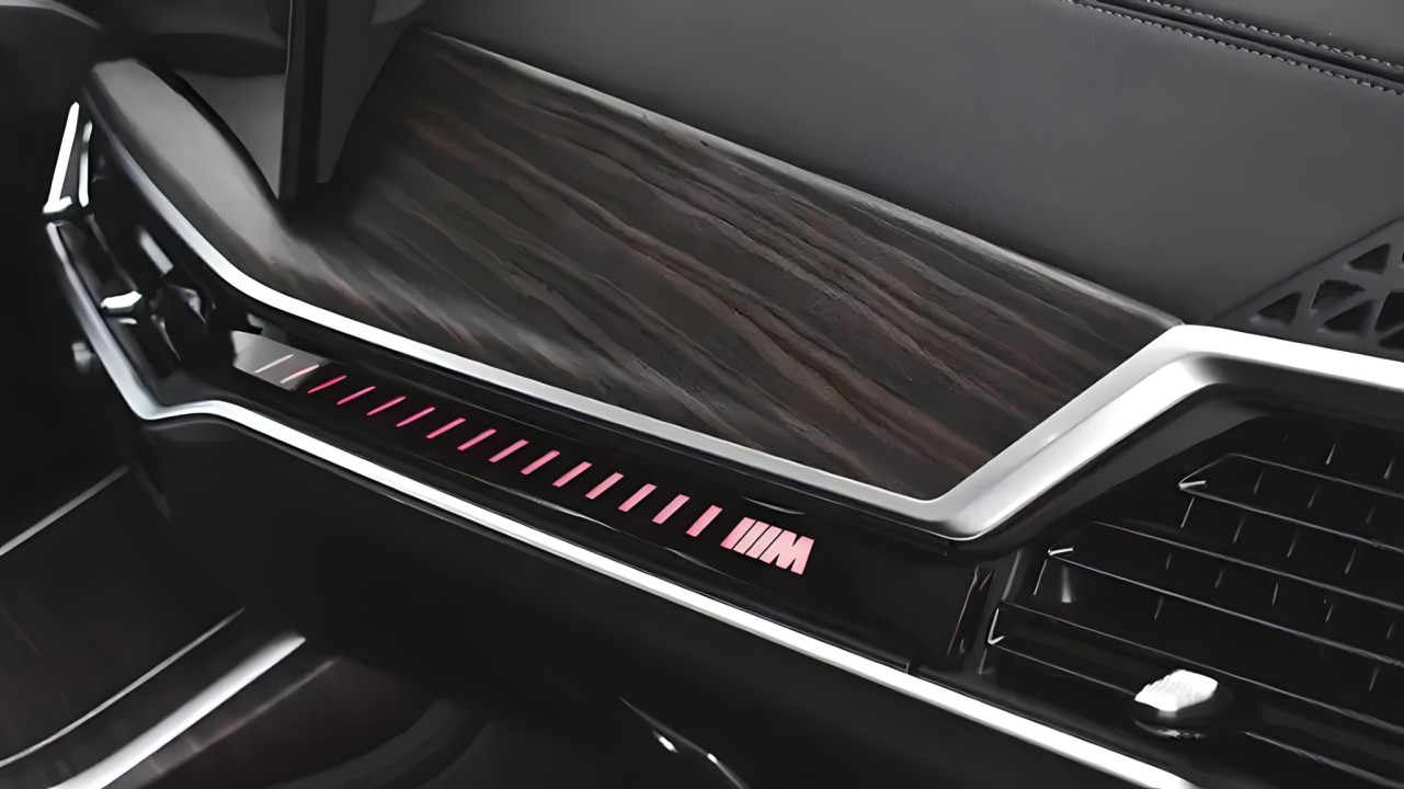 BMW X7 M60i - foto 28