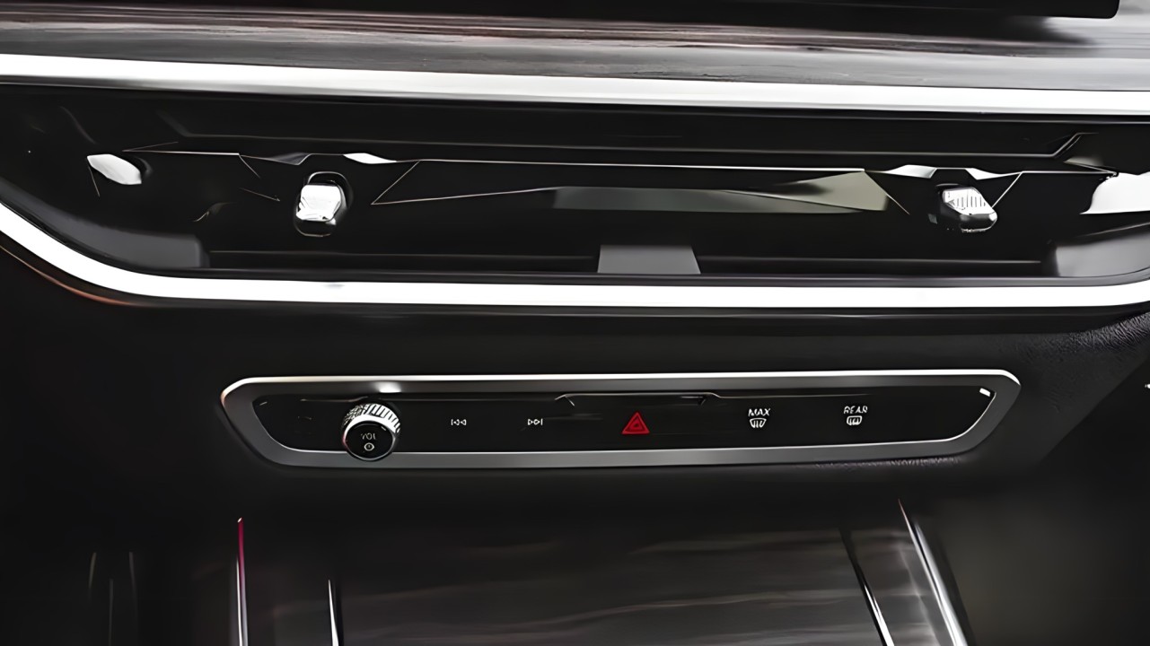 BMW X7 M60i - foto 27