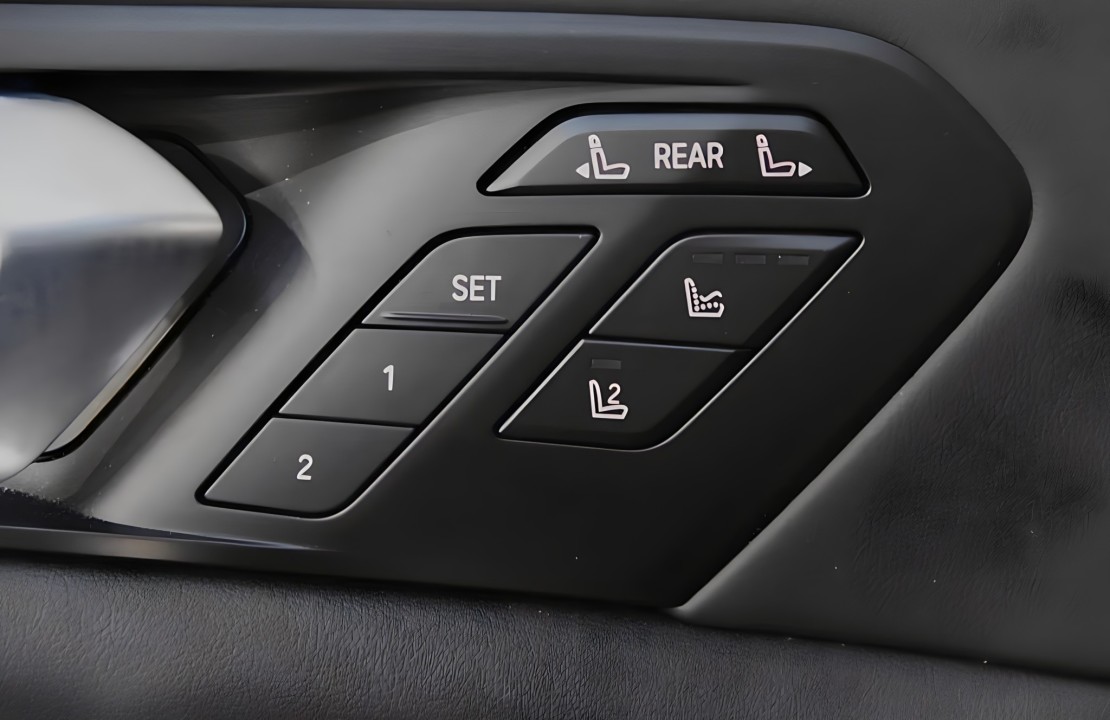 BMW X7 M60i - foto 19