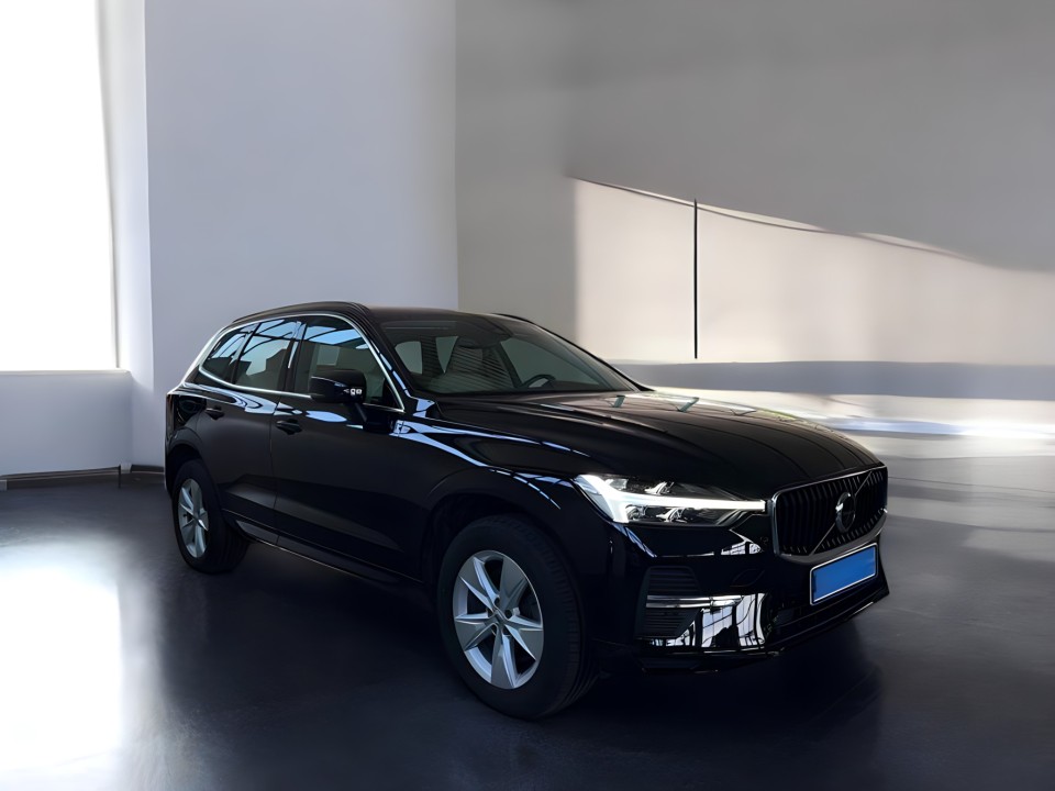 Volvo XC 60 B5 AWD Momentum Pro (1)