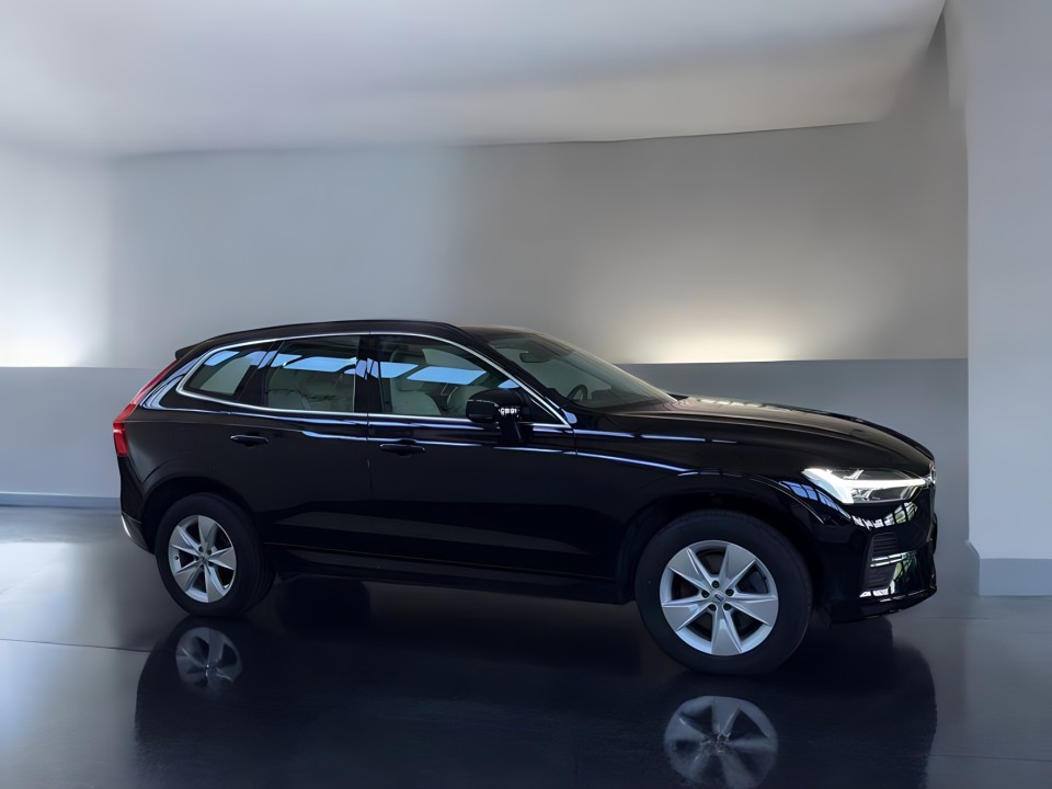 Volvo XC 60 B5 AWD Momentum Pro (2)