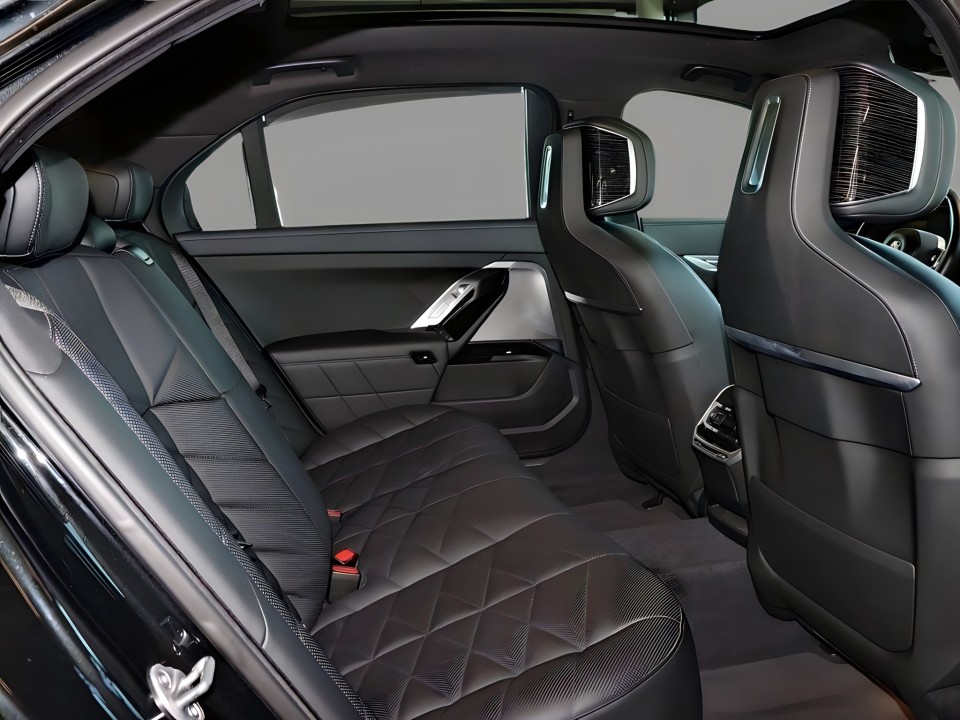 BMW Seria 7 740d xDrive (5)