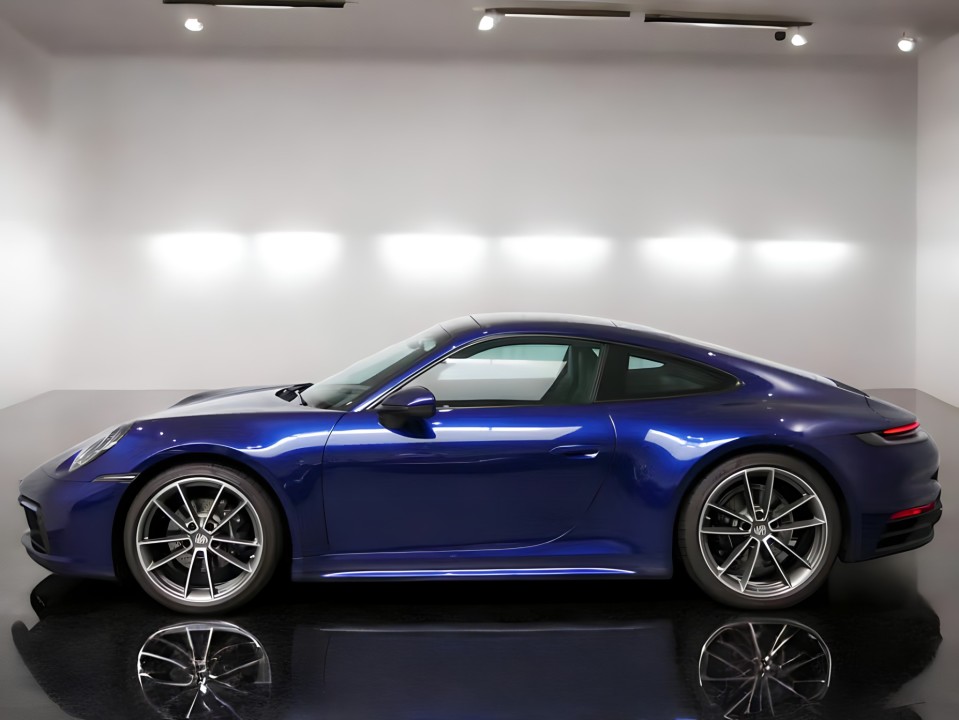 Porsche 911 Carrera 4 (5)