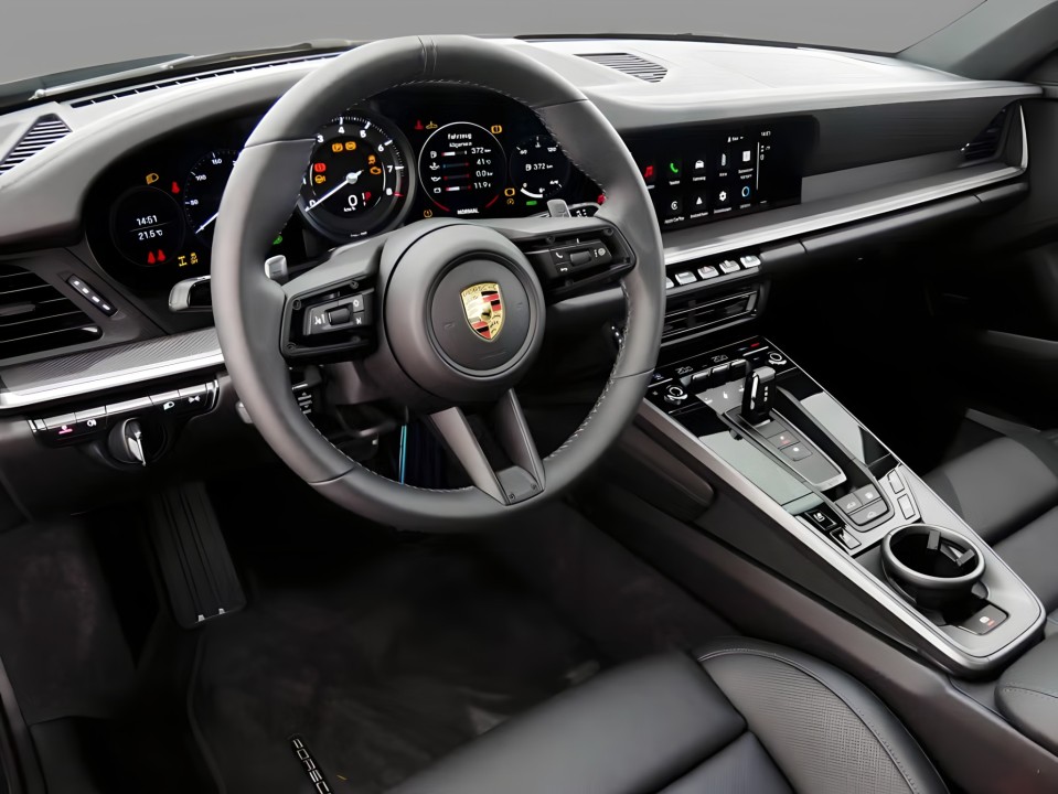 Porsche 911 Carrera 4 - foto 8