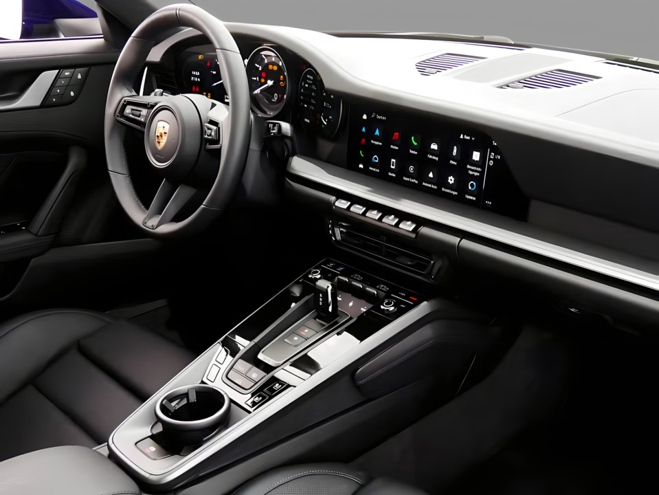 Porsche 911 Carrera 4 - foto 11