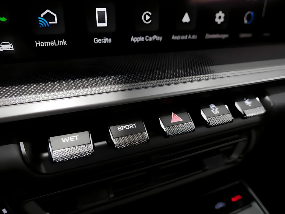 Porsche 911 Carrera 4 - foto 18