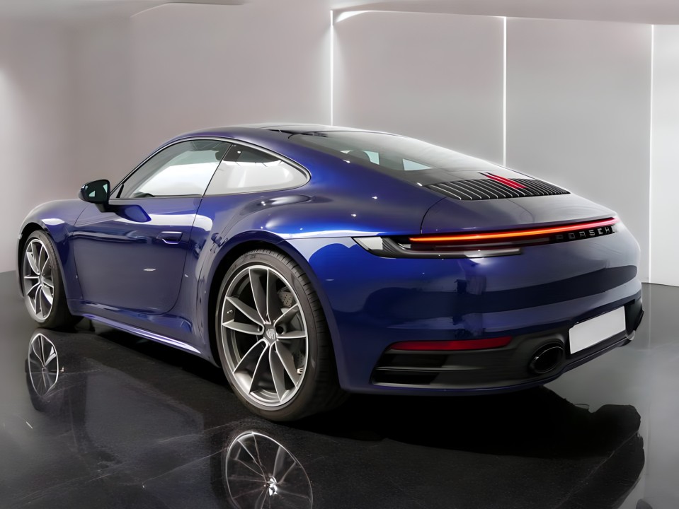 Porsche 911 Carrera 4 (4)