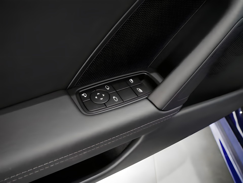 Porsche 911 Carrera 4 - foto 24