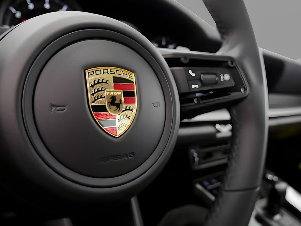 Porsche 911 Carrera 4 - foto 14