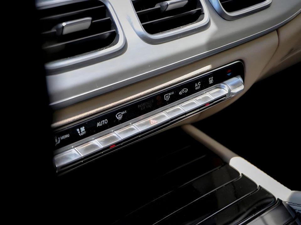 Mercedes-Benz GLE 350e 4MATIC - foto 14