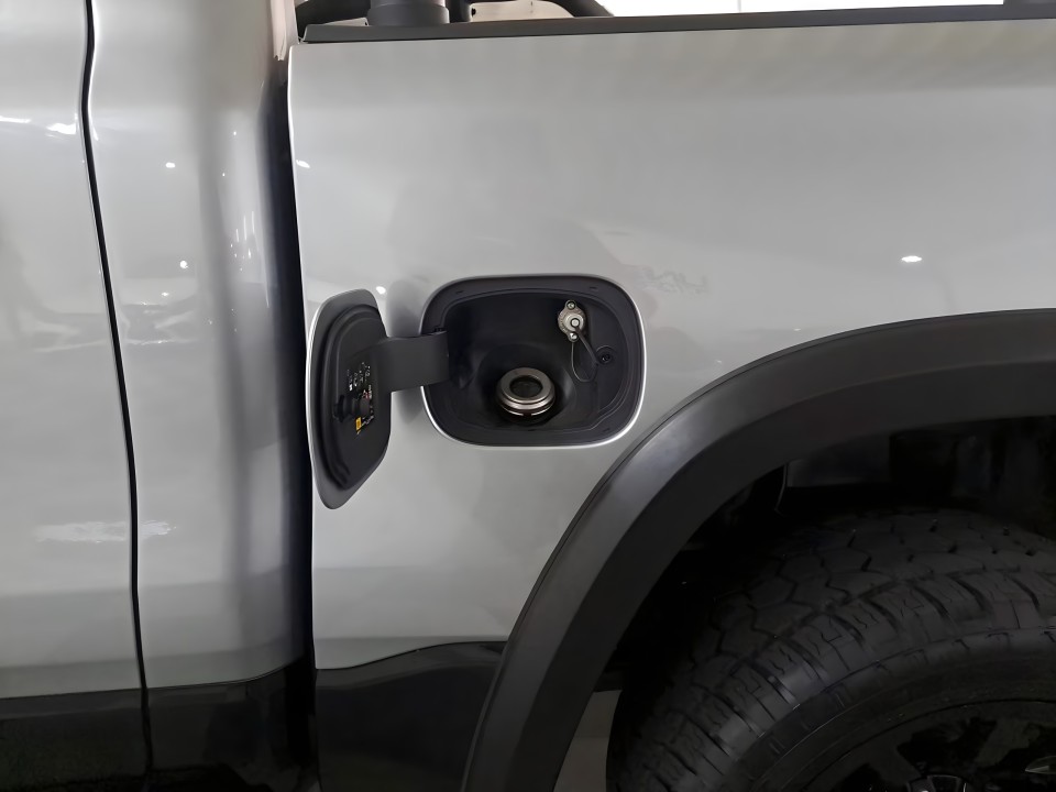 Dodge RAM 1500 BigHorn - foto 17