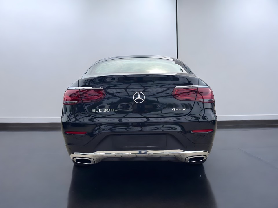 Mercedes-Benz GLC Coupe Mercedes-Benz GLC 300e 4MATIC (4)
