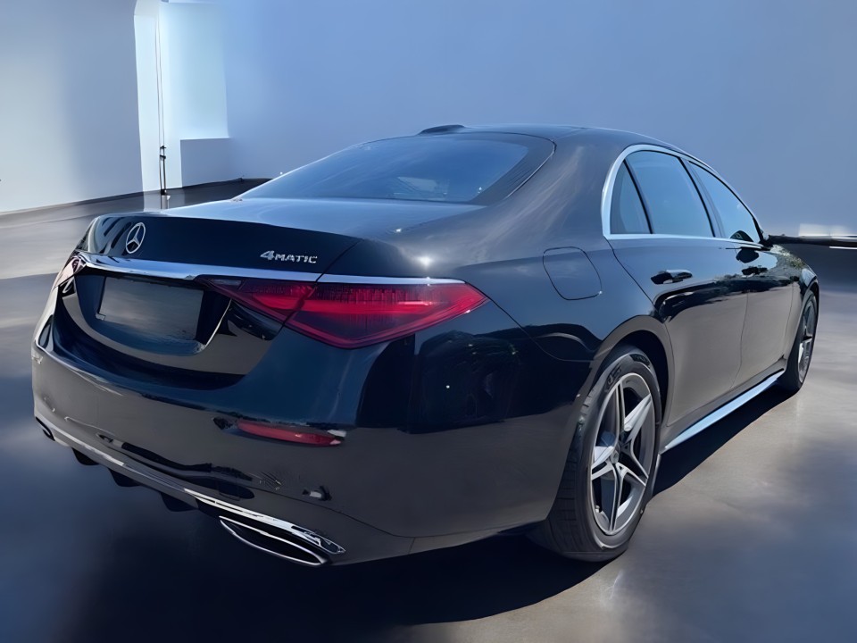 Mercedes-Benz S 500 4MATIC AMG (2)