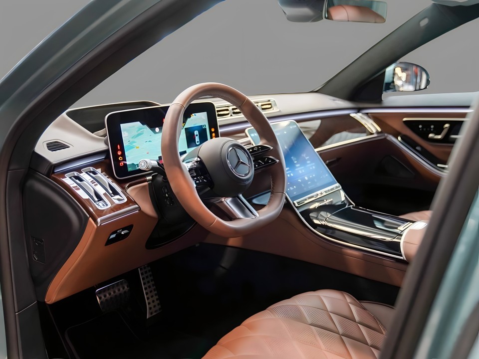 Mercedes-Benz S 500 4MATIC AMG - foto 7