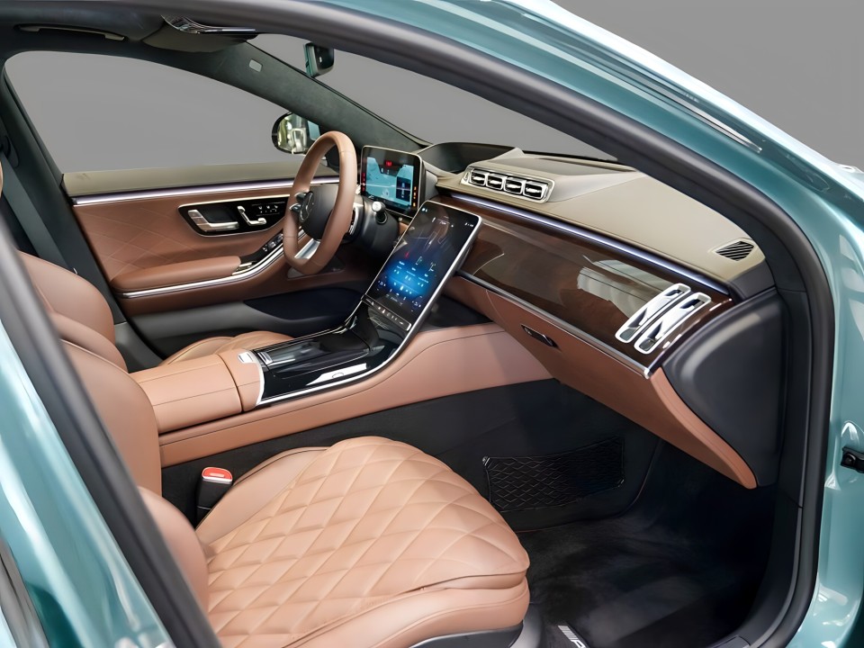 Mercedes-Benz S 500 4MATIC AMG - foto 9