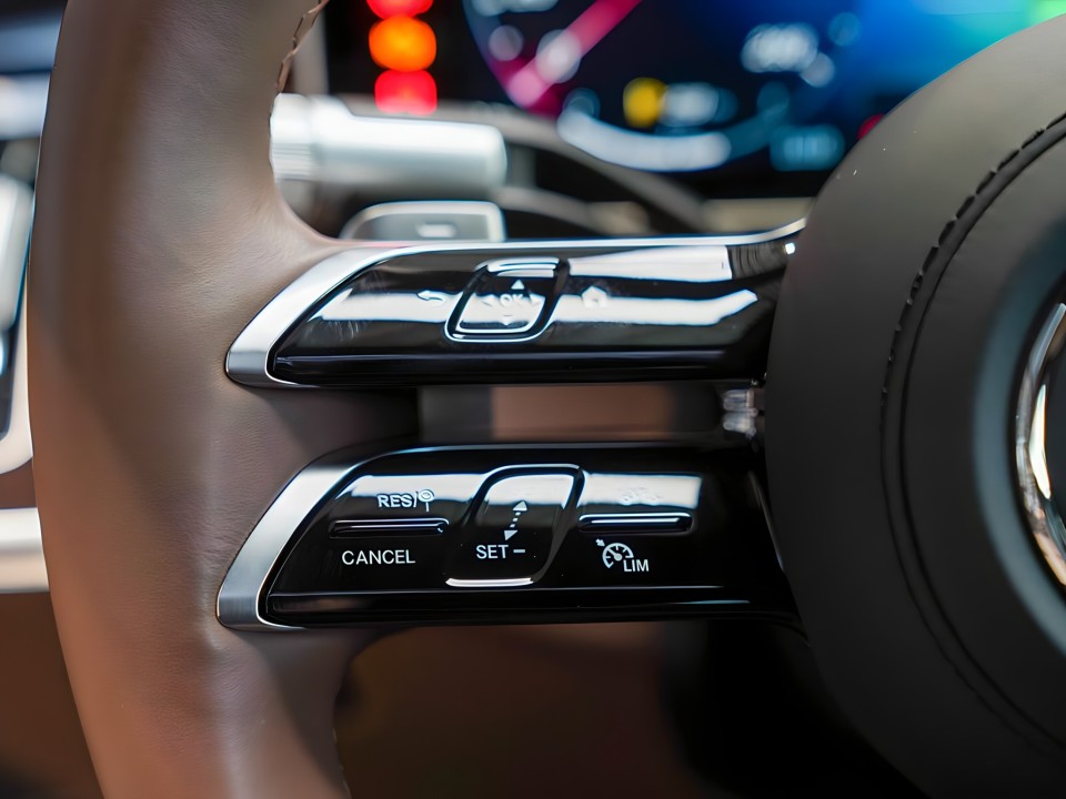 Mercedes-Benz S 500 4MATIC AMG - foto 10