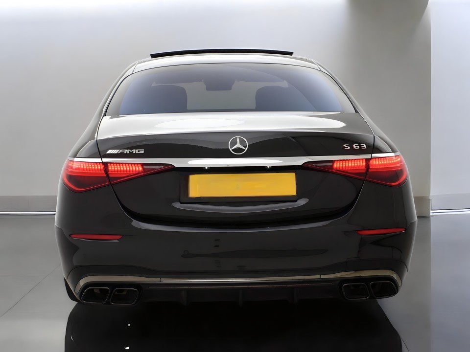Mercedes-Benz S 63 AMG (3)