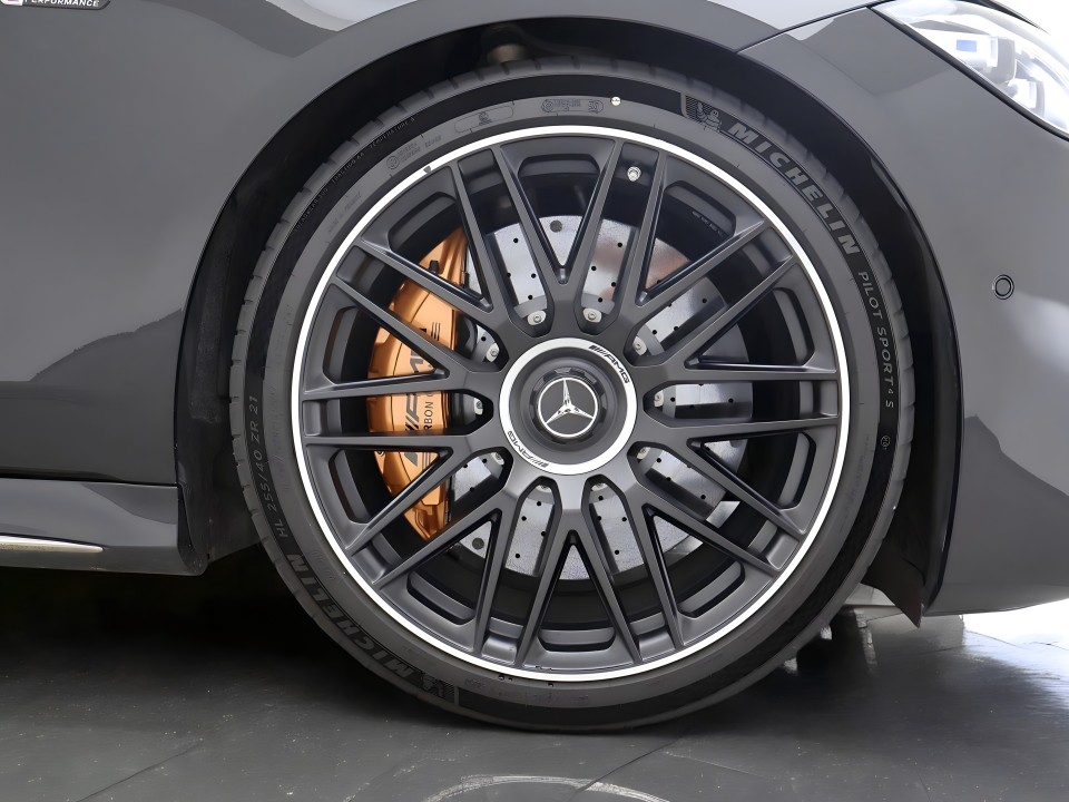 Mercedes-Benz S 63 AMG - foto 26