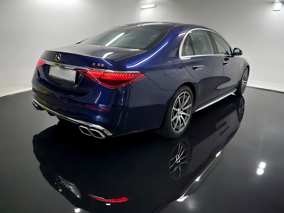 Mercedes-Benz S 63 AMG E-Performance (2)