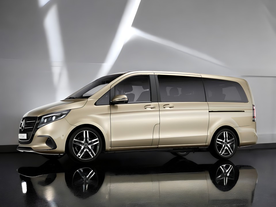 Mercedes-Benz V 220d 4MATIC Style Long (2)