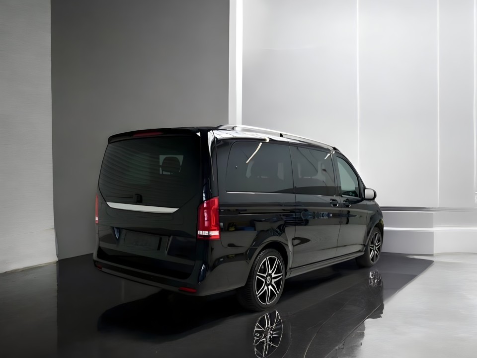 Mercedes-Benz V 300d 4MATIC Avantgarde Long (3)