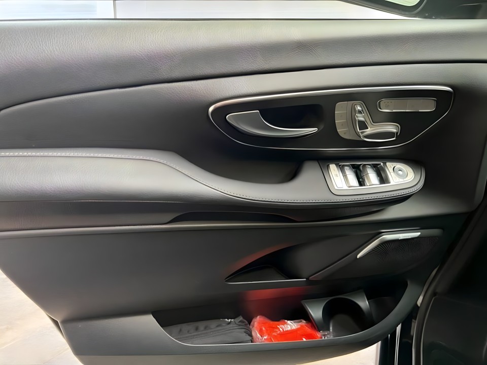 Mercedes-Benz V 300d 4MATIC Avantgarde Long - foto 11