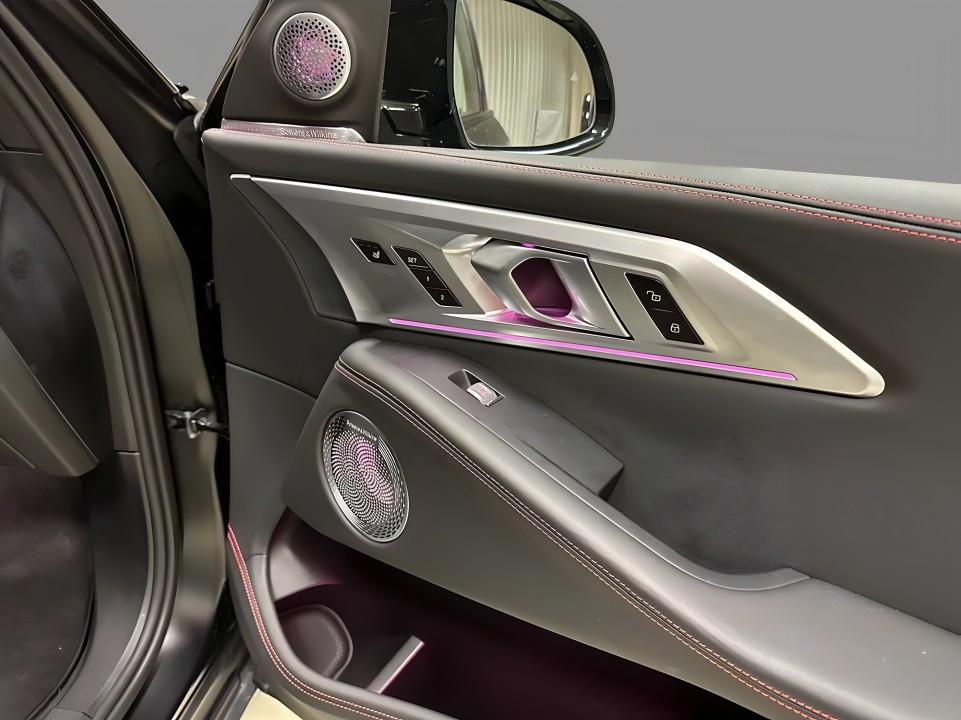 BMW XM Label Red - foto 25