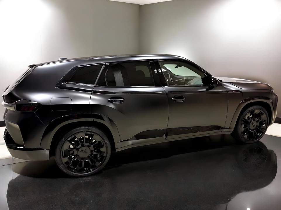 BMW XM Label Red (2)