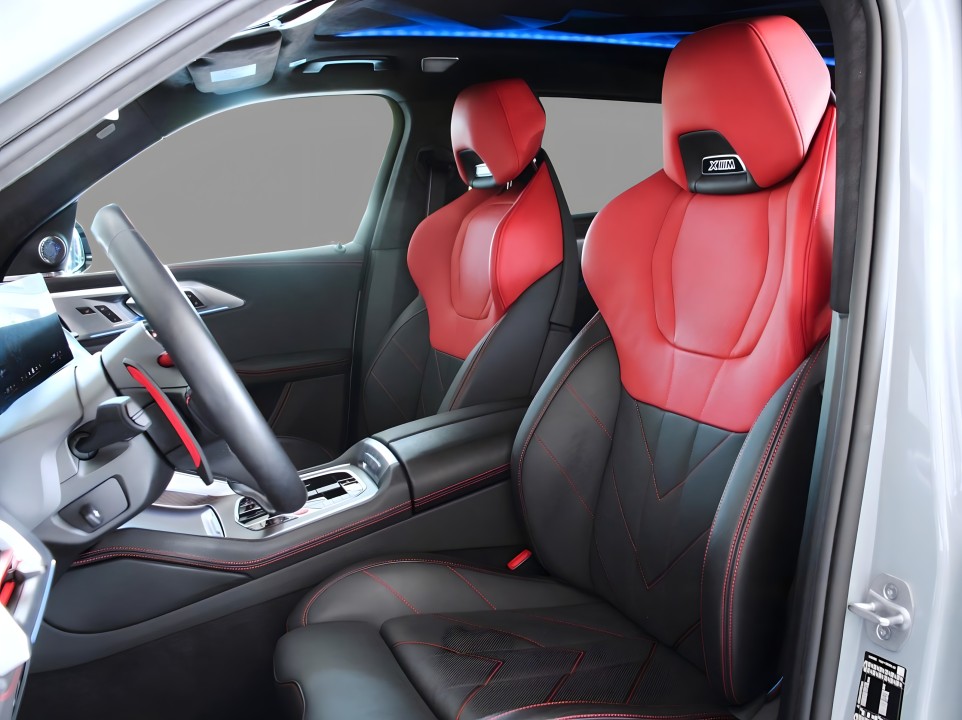 BMW XM Label Red - foto 8