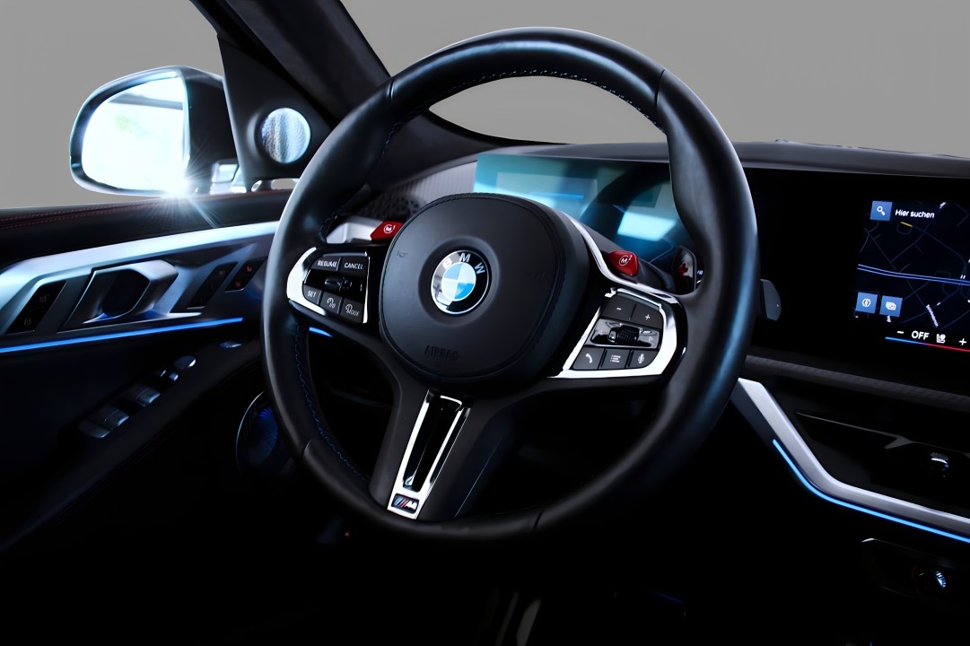 BMW XM Label Red - foto 18