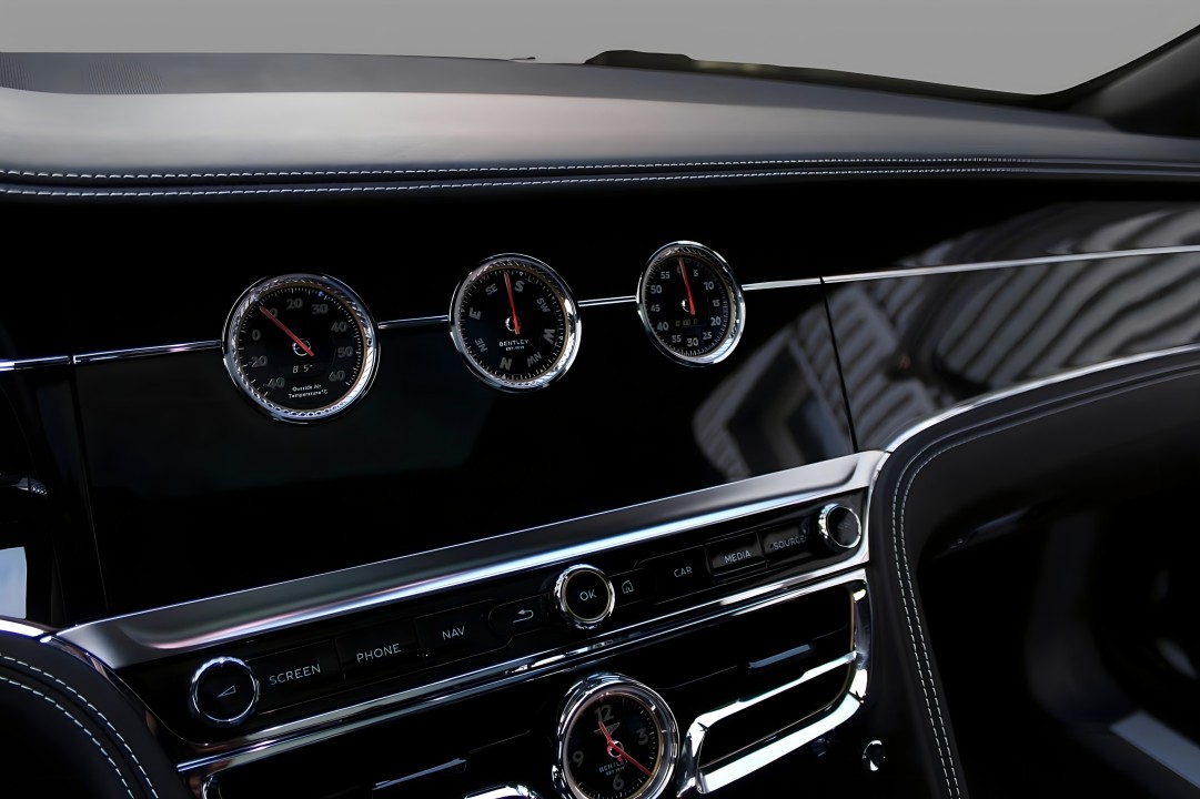 Bentley Flying Spur 6.0 W12 MULLINER FIRST EDITION - foto 11