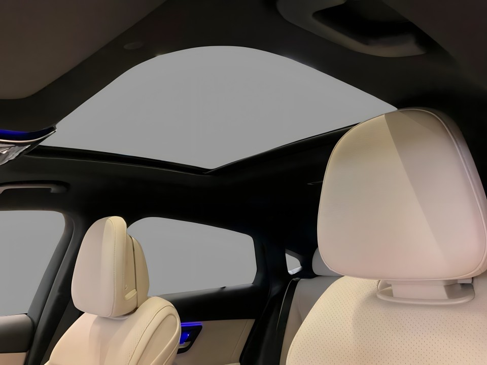 Mercedes-Benz GLC Coupe 300e 4MATIC Avantgarde - foto 11