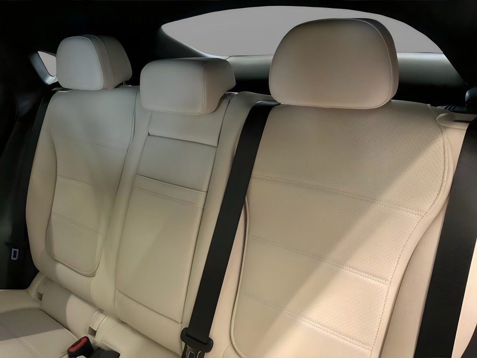 Mercedes-Benz GLC Coupe 300e 4MATIC Avantgarde - foto 6