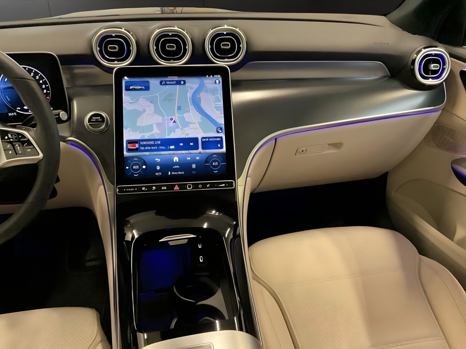 Mercedes-Benz GLC Coupe 300e 4MATIC Avantgarde - foto 9