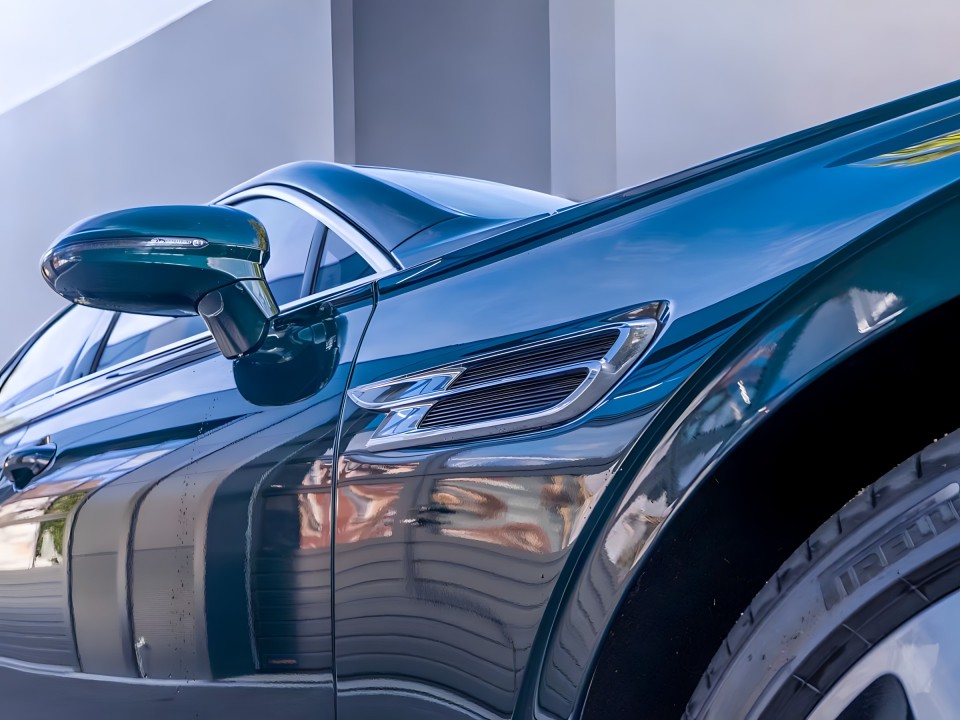 Bentley Flying Spur V8 - foto 27