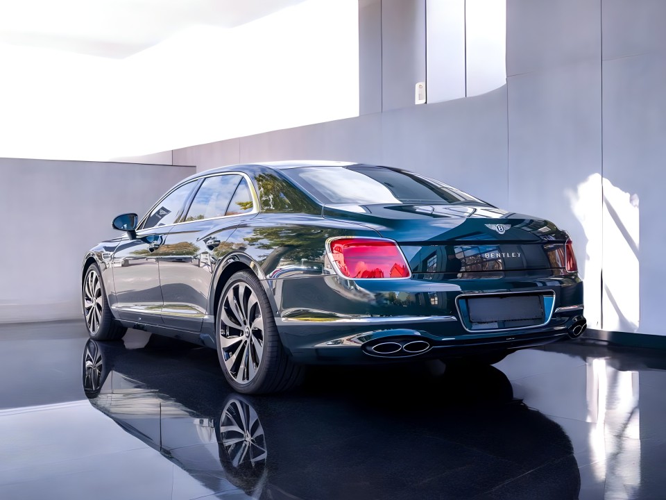 Bentley Flying Spur V8 (4)