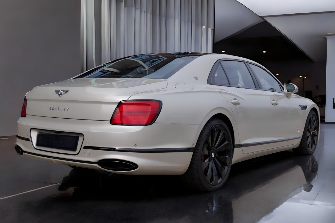 Bentley Flying Spur Bentley Continental W12 First Edition (2)