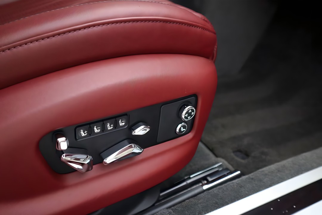 Bentley Flying Spur Bentley Continental W12 Mulliner - foto 13